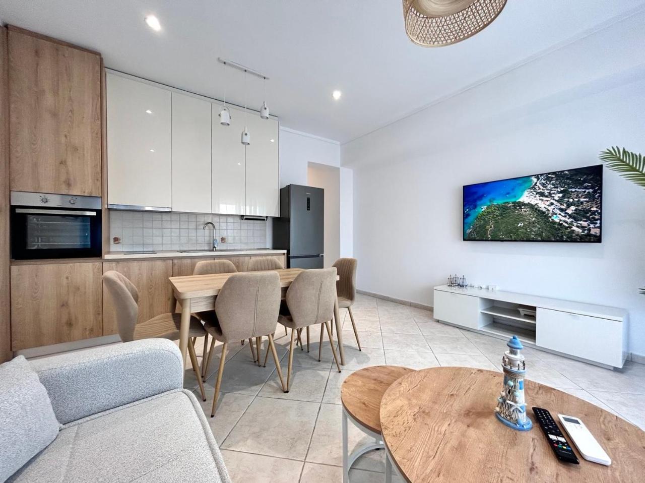 Apartment Sea Breeze V