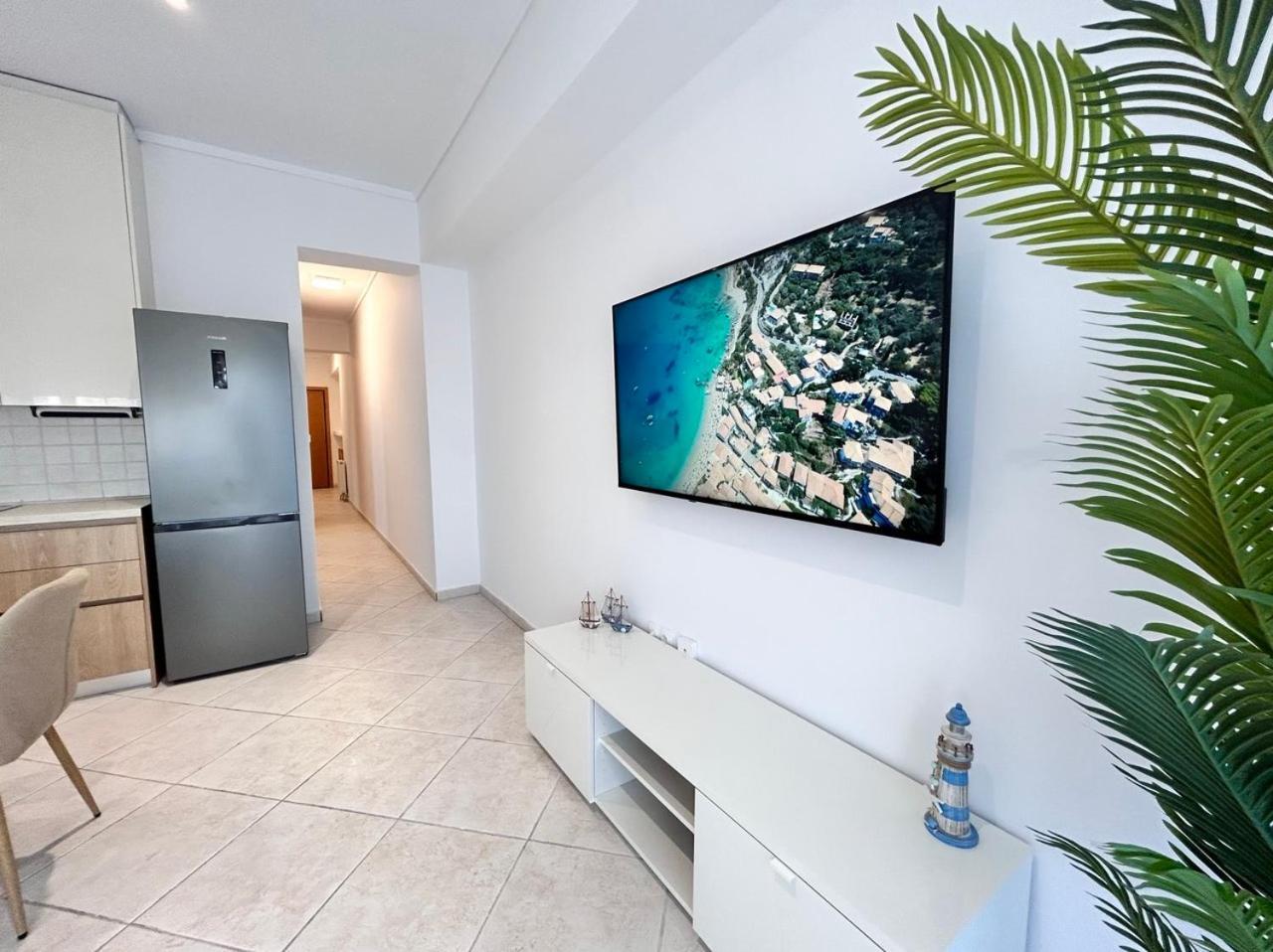 Sea Breeze V Apartment *